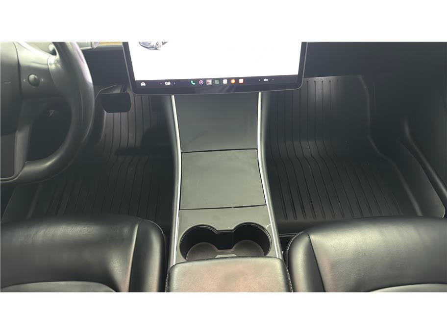 2018 Tesla Model 3 Long Range Sedan 4D