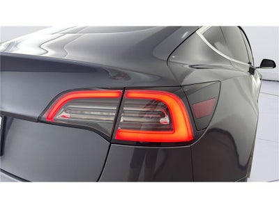2018 Tesla Model 3 Long Range Sedan 4D