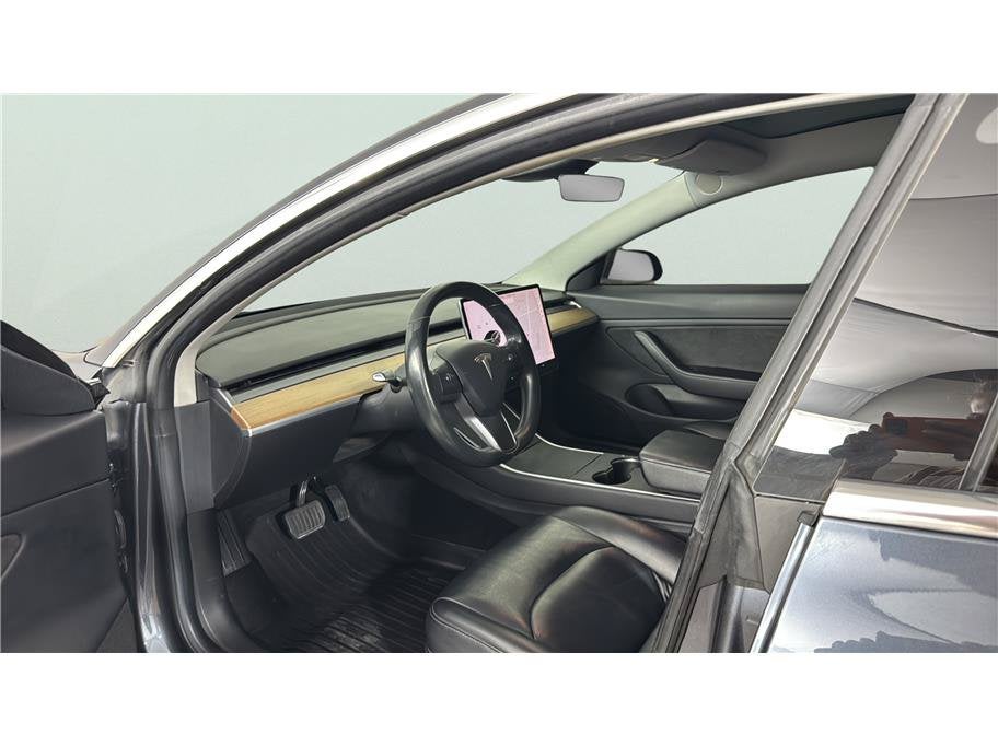 2018 Tesla Model 3 Long Range Sedan 4D