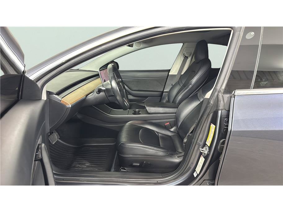 2018 Tesla Model 3 Long Range Sedan 4D