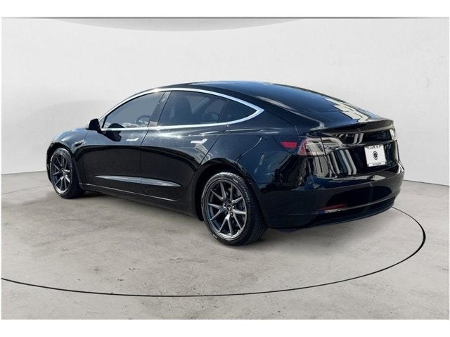 2019 Tesla Model 3 Standard Range Sedan 4D