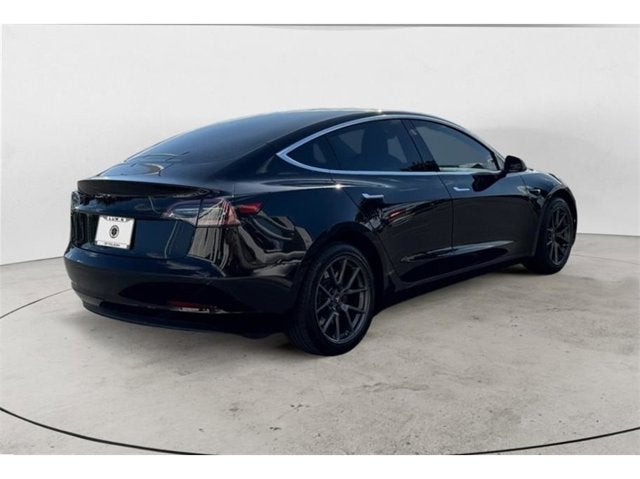 2019 Tesla Model 3 Standard Range Sedan 4D