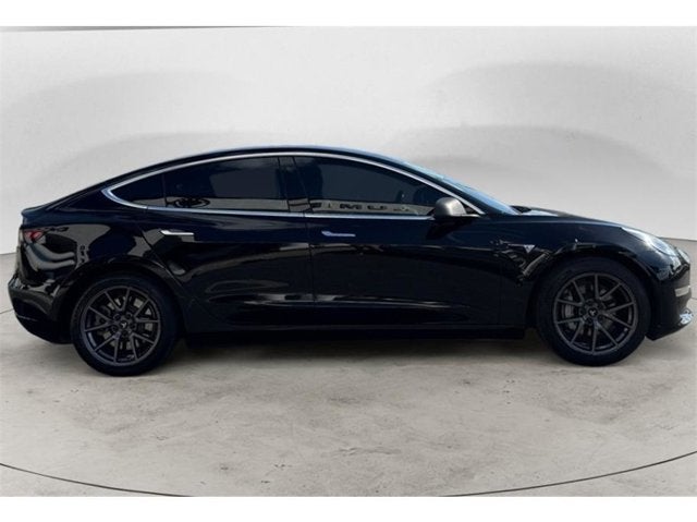 2019 Tesla Model 3 Standard Range Sedan 4D