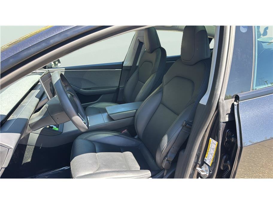 2025 Tesla Model 3 Long Range Sedan 4D