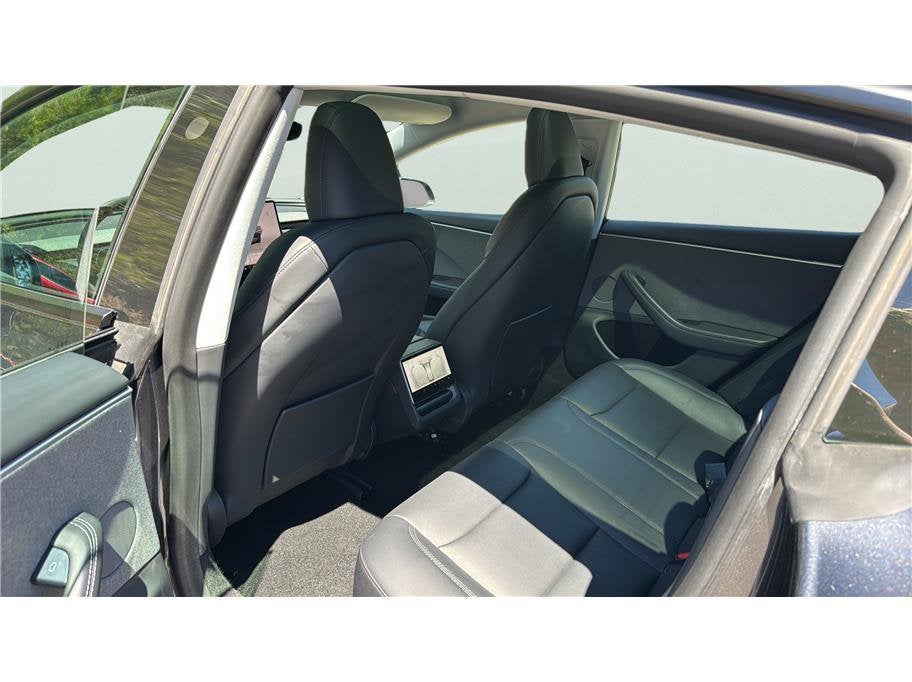 2025 Tesla Model 3 Long Range Sedan 4D