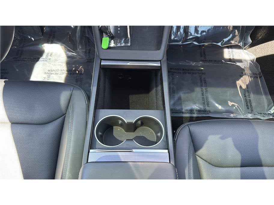 2025 Tesla Model 3 Long Range Sedan 4D