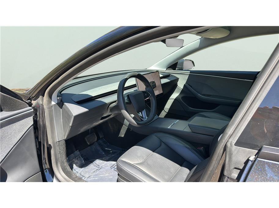 2025 Tesla Model 3 Long Range Sedan 4D