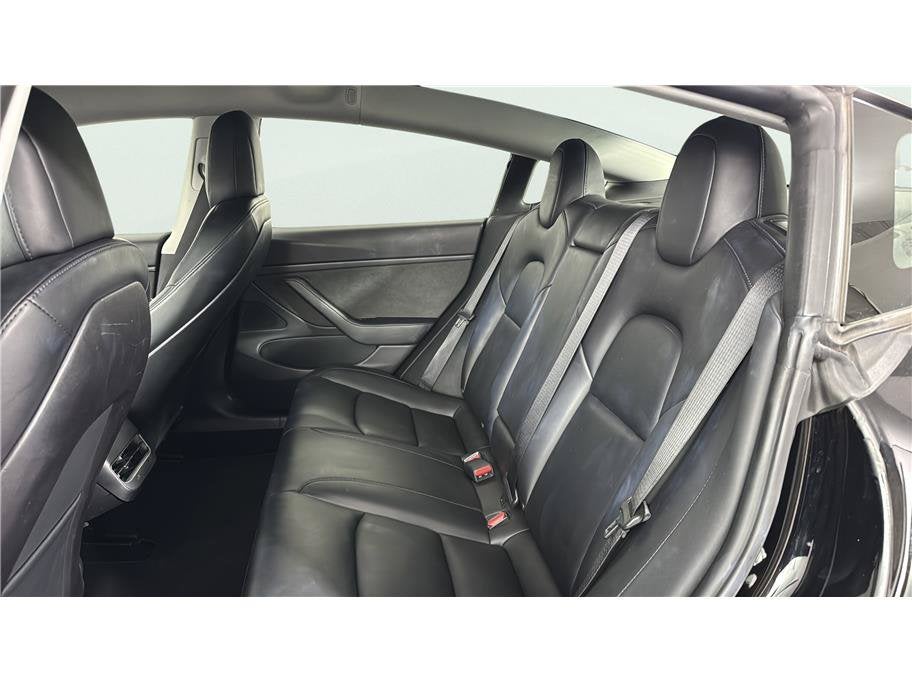 2019 Tesla Model 3 Standard Range Plus Sedan 4D