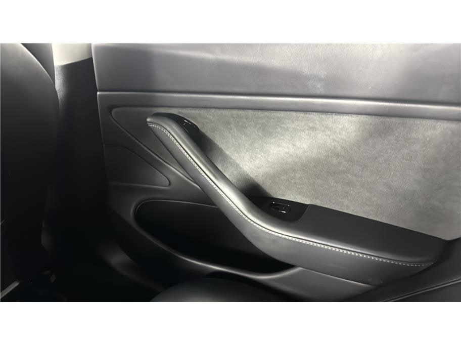 2019 Tesla Model 3 Standard Range Plus Sedan 4D