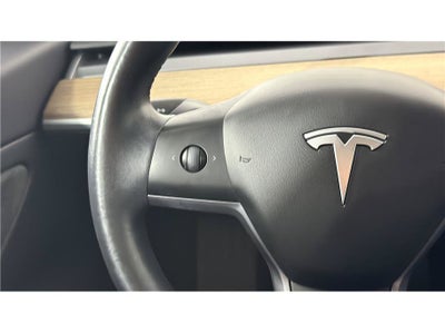 2019 Tesla Model 3 Standard Range Plus Sedan 4D