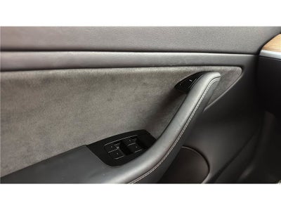 2019 Tesla Model 3 Standard Range Plus Sedan 4D