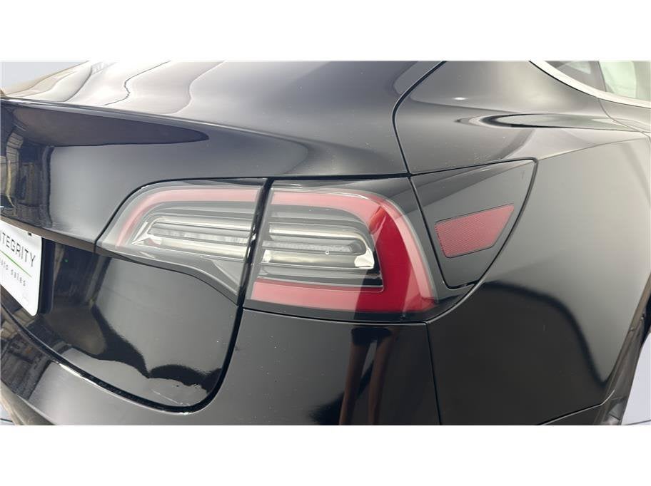 2019 Tesla Model 3 Standard Range Plus Sedan 4D
