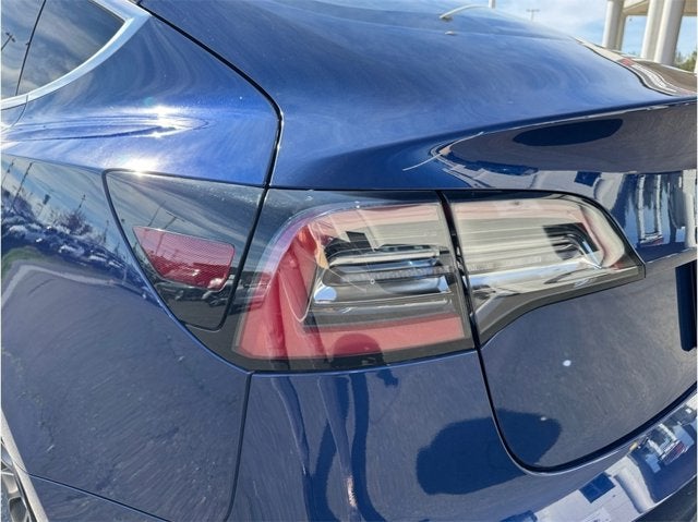 2019 Tesla Model 3 Standard Range Plus Sedan 4D