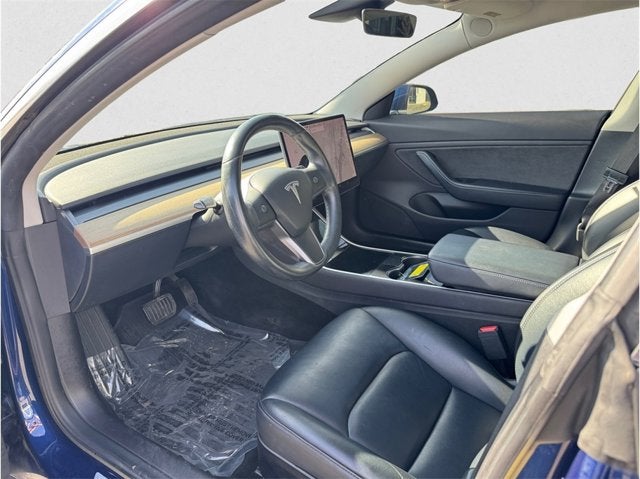 2019 Tesla Model 3 Standard Range Plus Sedan 4D