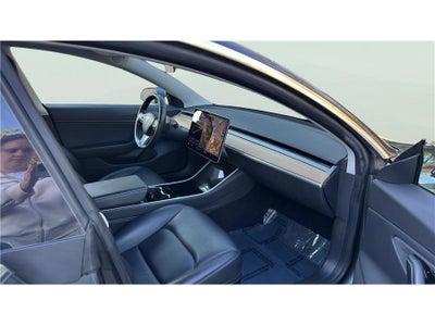 2019 Tesla Model 3 Long Range Sedan 4D
