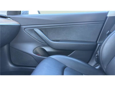 2019 Tesla Model 3 Long Range Sedan 4D