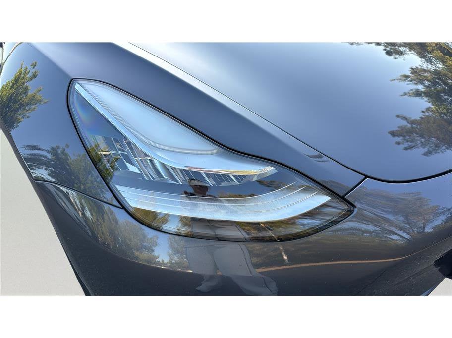 2019 Tesla Model 3 Long Range Sedan 4D