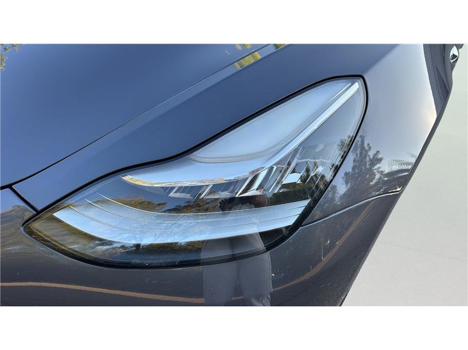2019 Tesla Model 3 Long Range Sedan 4D