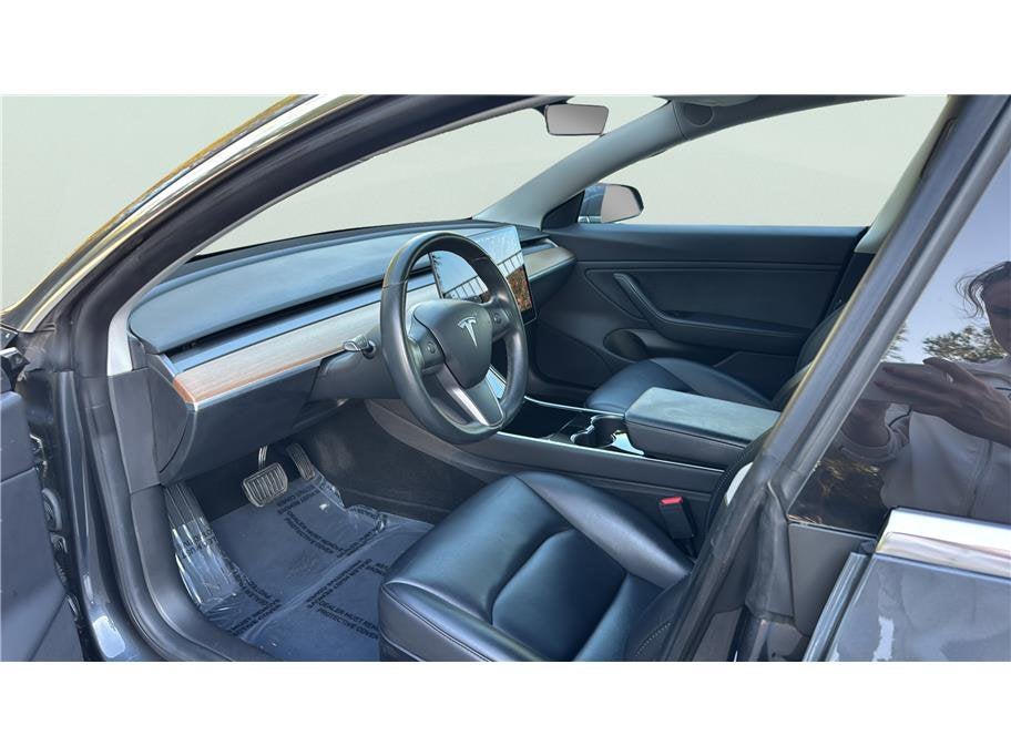 2019 Tesla Model 3 Long Range Sedan 4D