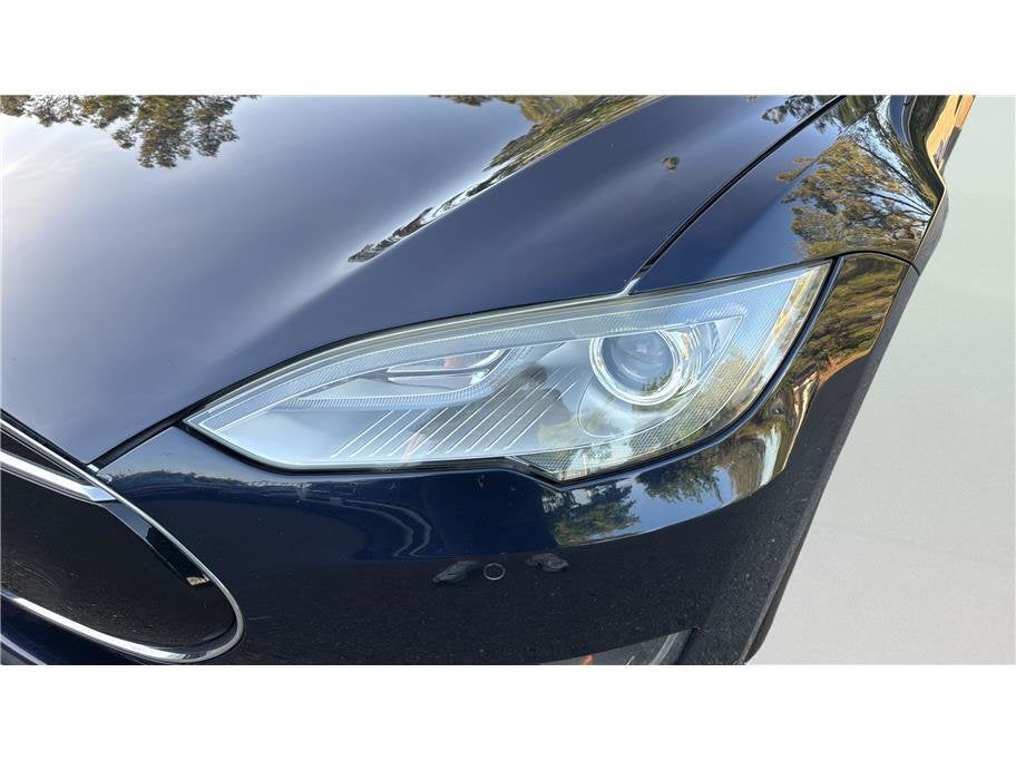 2013 Tesla Model S Sedan 4D