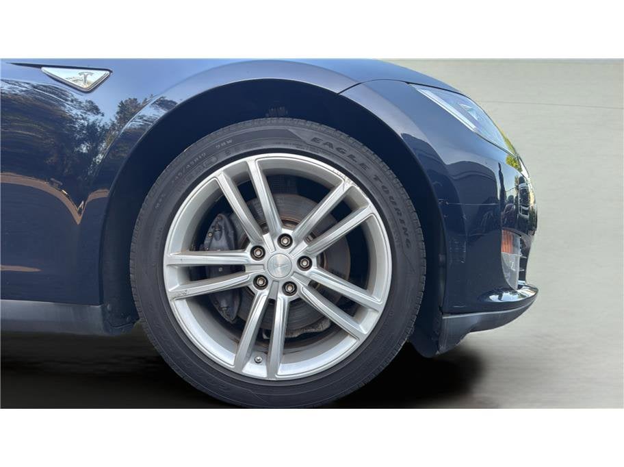 2013 Tesla Model S Sedan 4D