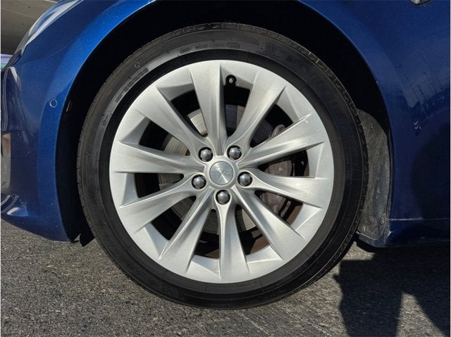 2017 Tesla Model S 60D Sedan 4D