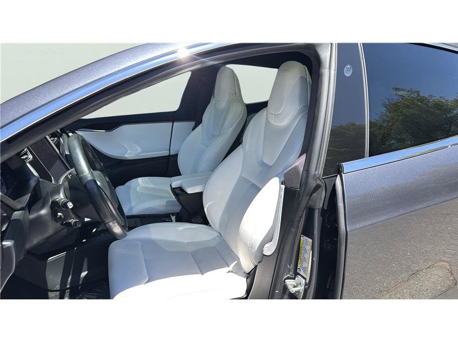 2020 Tesla Model S Long Range Plus