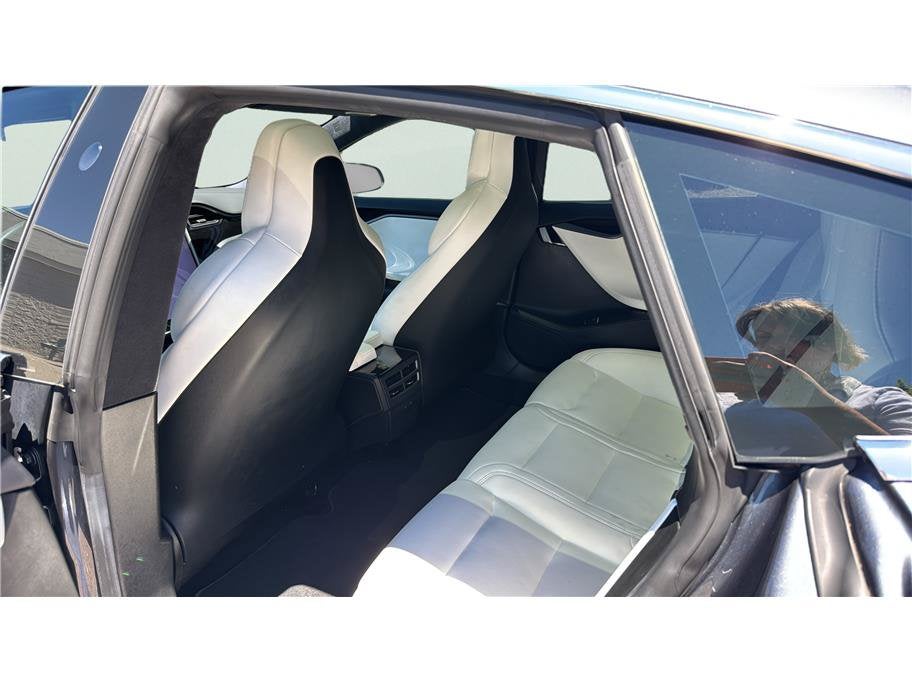 2020 Tesla Model S Long Range Plus