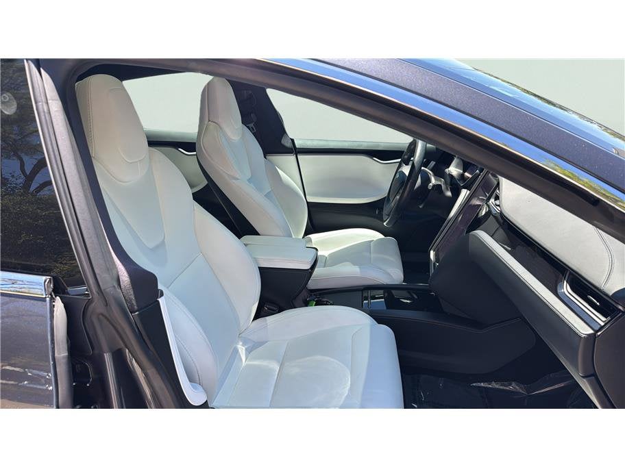 2020 Tesla Model S Long Range Plus