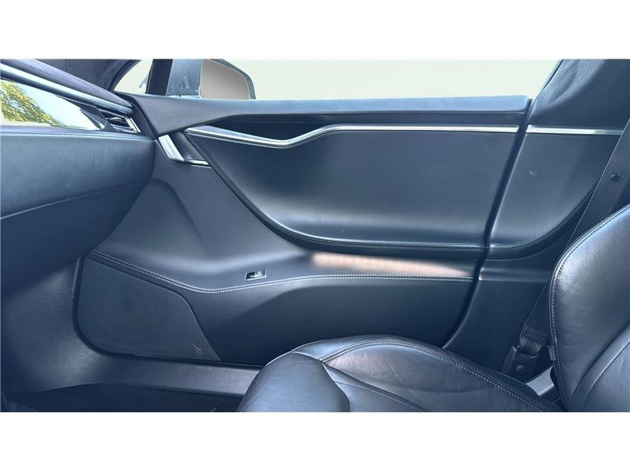 2016 Tesla Model S 85D Sedan 4D