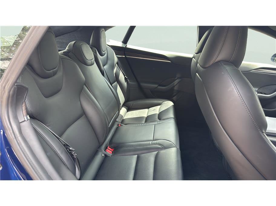2022 Tesla Model S Long Range Sedan 4D