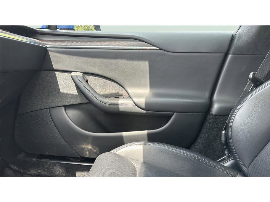 2022 Tesla Model S Long Range Sedan 4D