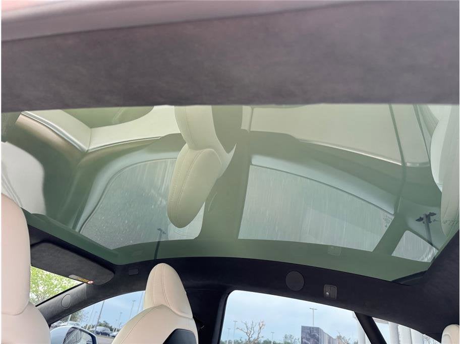 2022 Tesla Model S Long Range Sedan 4D