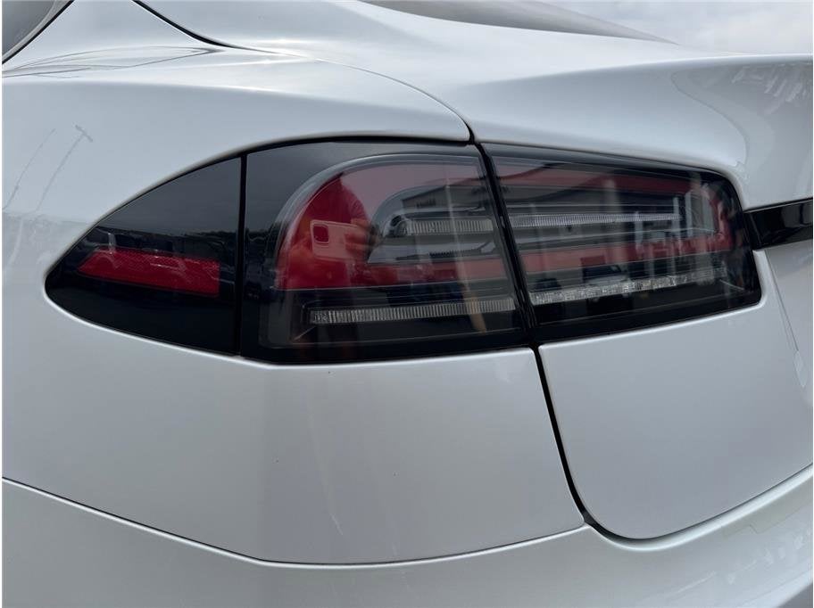 2022 Tesla Model S Long Range Sedan 4D
