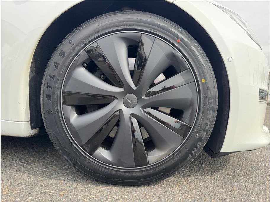 2022 Tesla Model S Long Range Sedan 4D