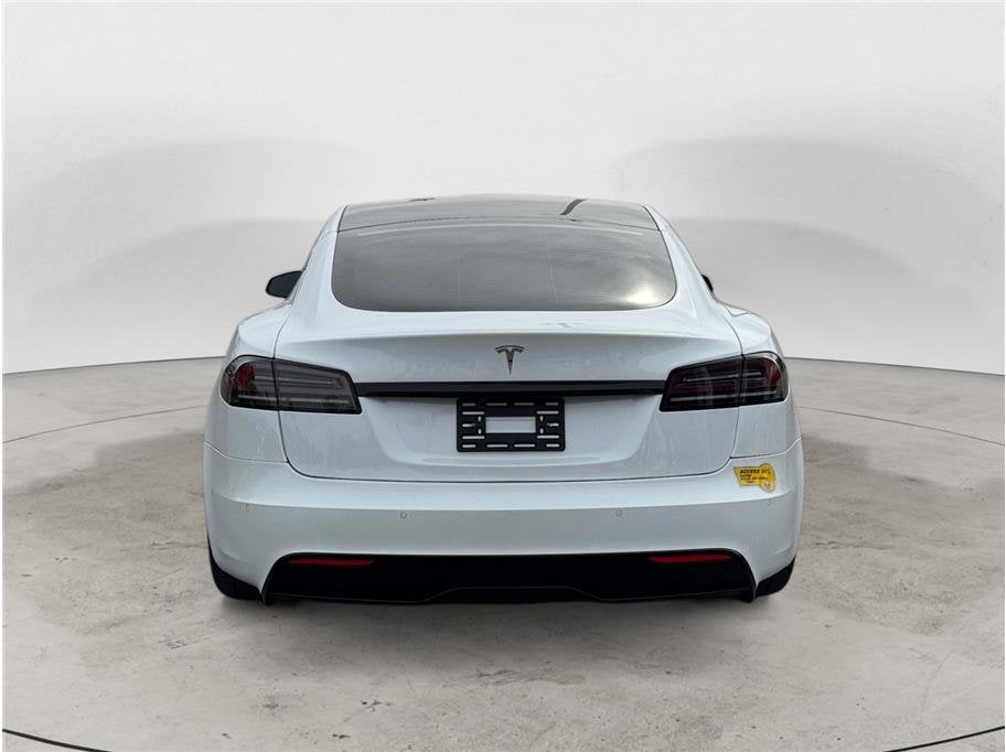 2022 Tesla Model S Long Range Sedan 4D
