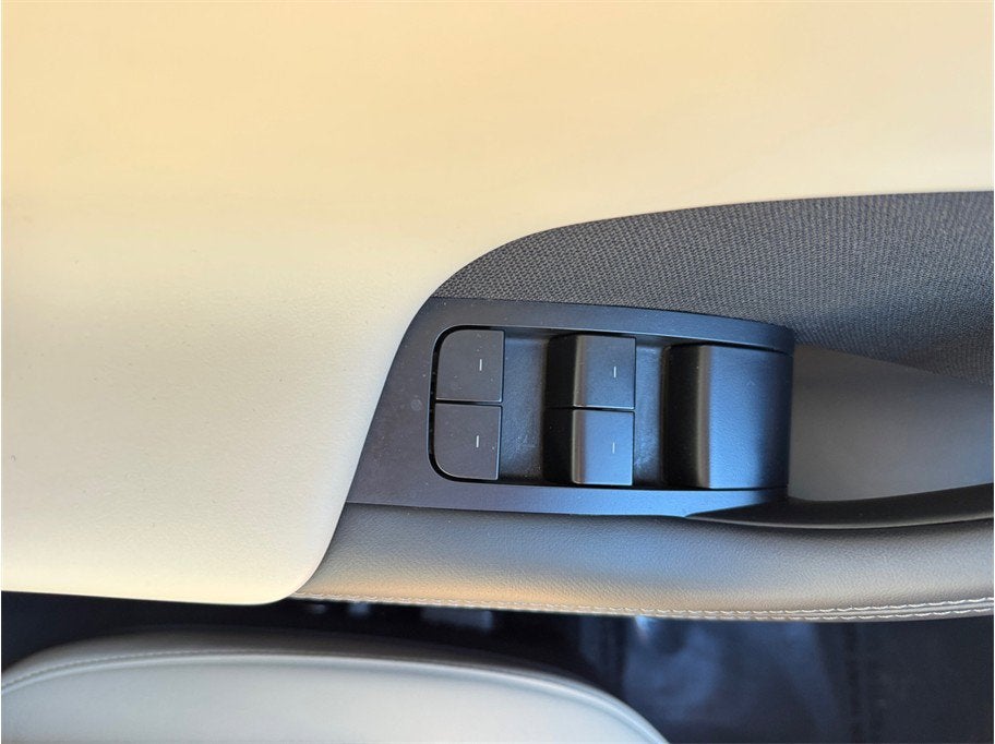 2023 Tesla Model S Standard Sedan 4D