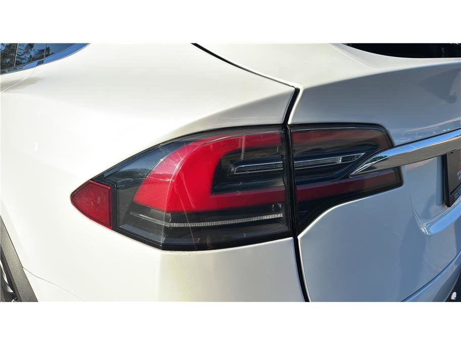 2020 Tesla Model X Long Range Plus Sport Utility 4D