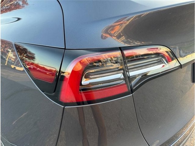 2021 Tesla Model Y Standard Range Sport Utility 4D