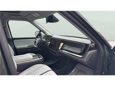 2025 Rivian R1S Adventure