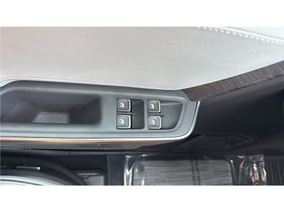2025 Rivian R1S Adventure
