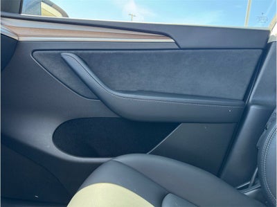 2023 Tesla Model Y Long Range Sport Utility 4D