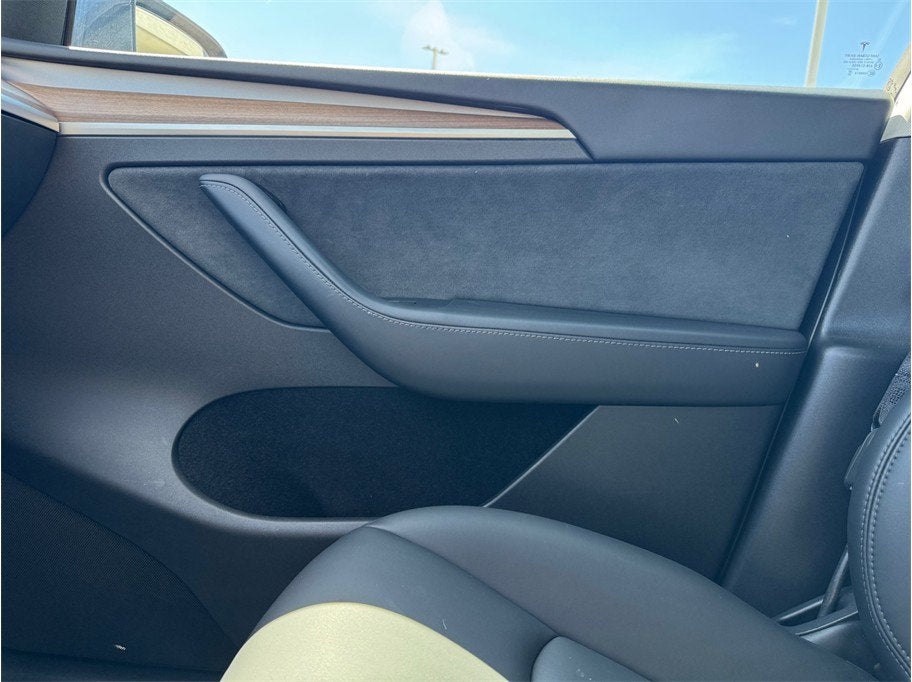 2023 Tesla Model Y Long Range Sport Utility 4D