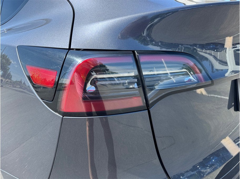 2023 Tesla Model Y Long Range Sport Utility 4D