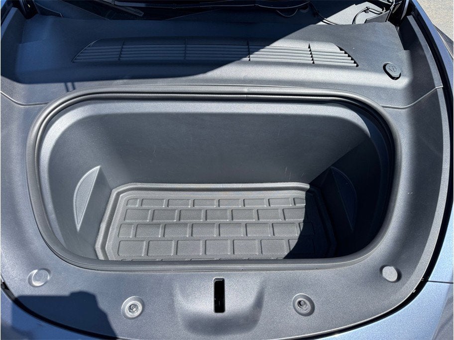 2023 Tesla Model Y Long Range Sport Utility 4D