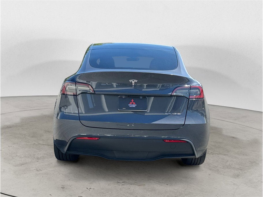 2023 Tesla Model Y Long Range Sport Utility 4D