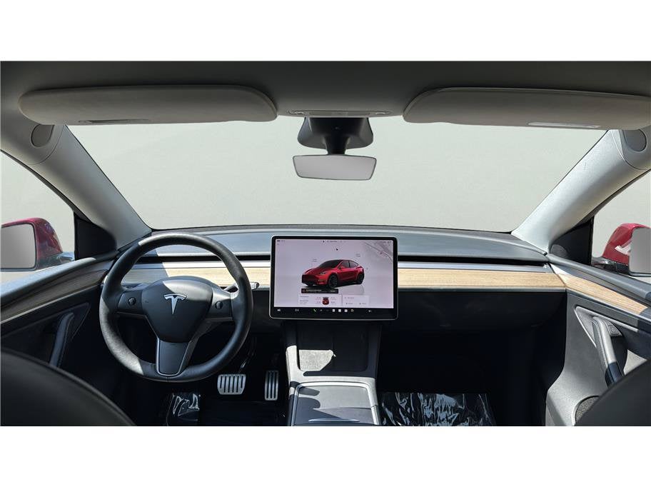 2024 Tesla Model Y Performance