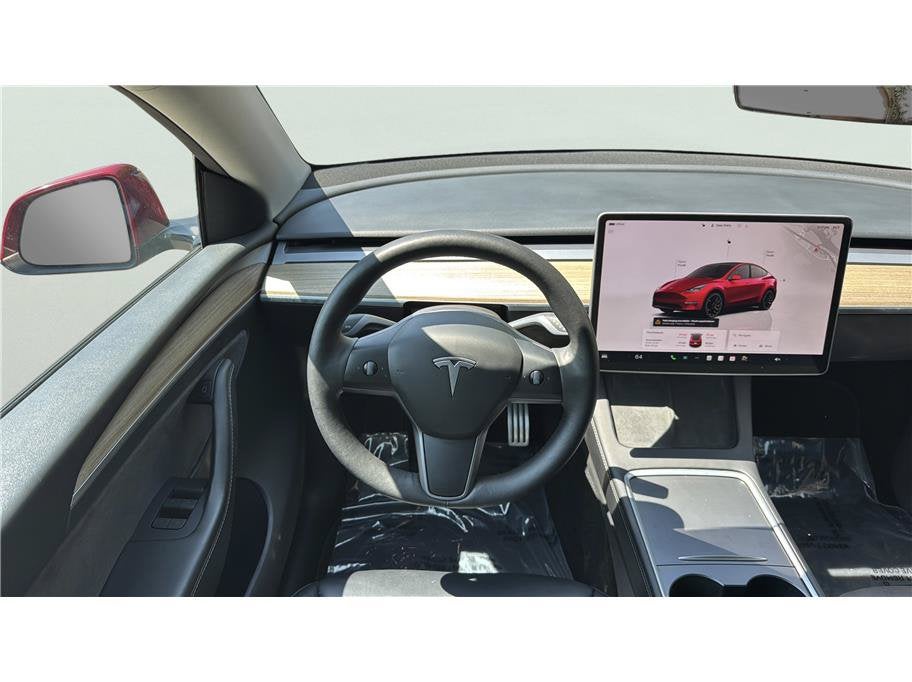 2024 Tesla Model Y Performance