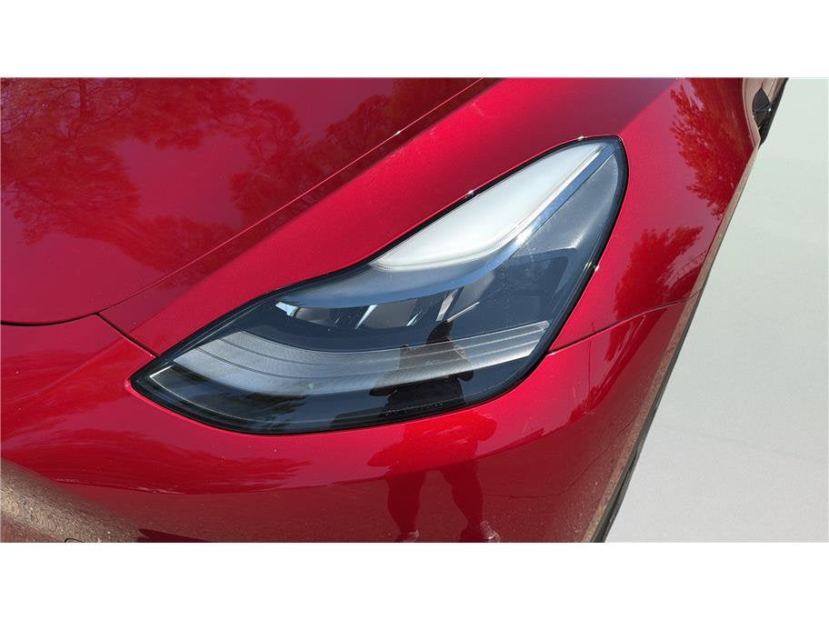 2024 Tesla Model Y Performance
