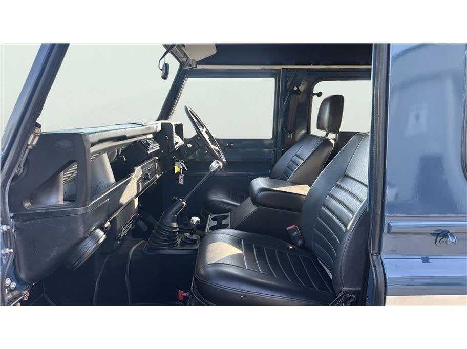 1991 Land Rover Defender 90 Base